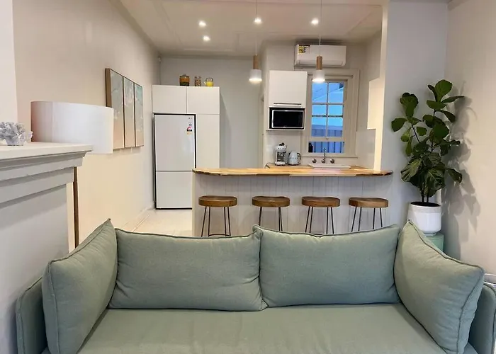 Beach House In Bondi Beach