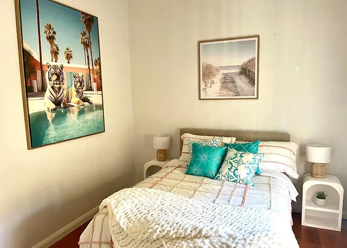 3 Bedroom Beach House In Coogee