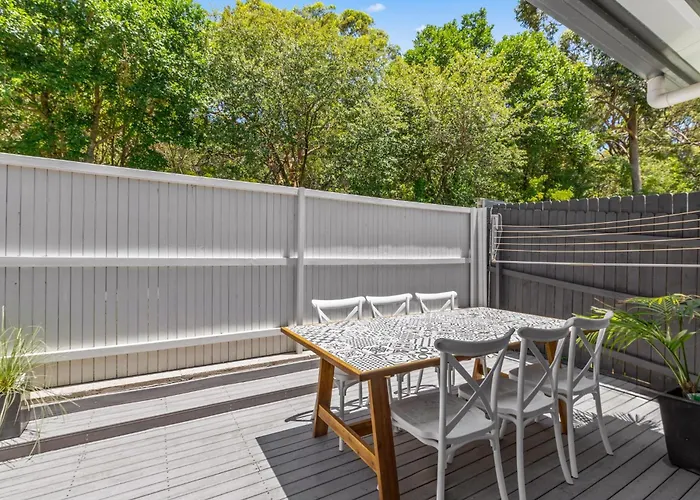 Relaxing 2-Bed Home Close To Beaches And Parks